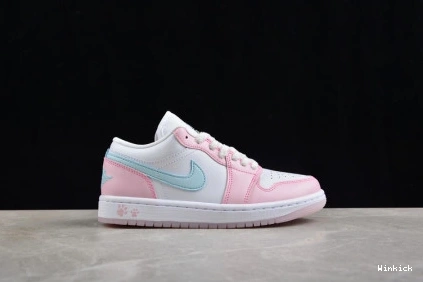 HM3706-141 1 Low Jordan 0821